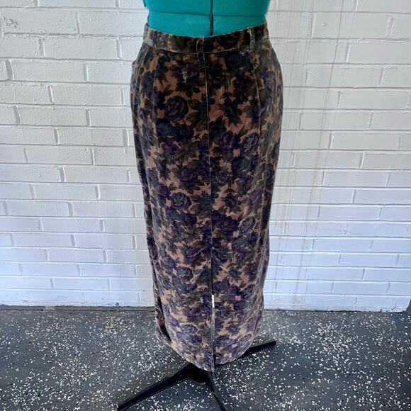 Vintage 90s floral velvet maxi skirt - Picture 2 of 4